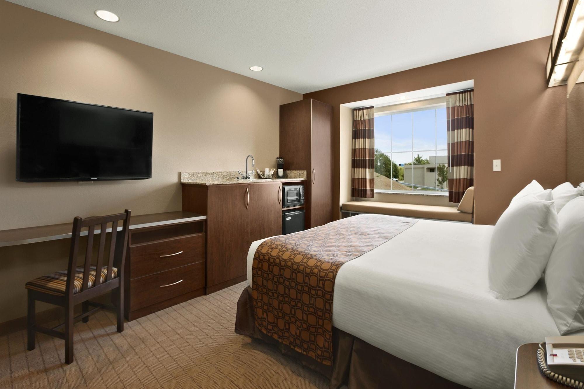 Microtel Inn & Suites By Wyndham St Clairsville - Wheeling St. Clairsville Εξωτερικό φωτογραφία
