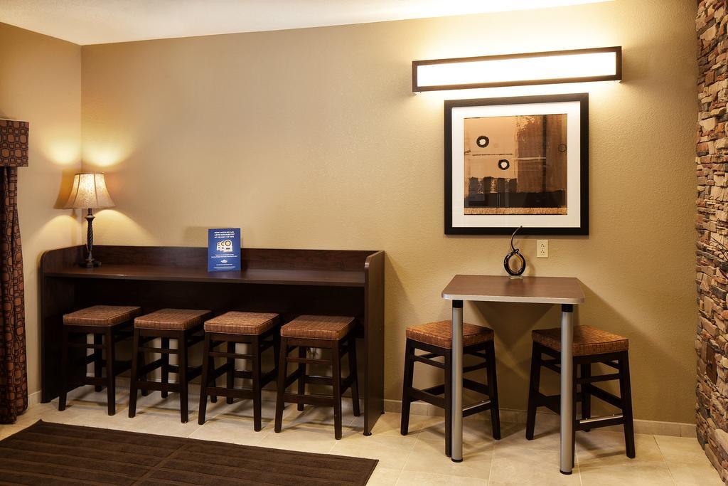 Microtel Inn & Suites By Wyndham St Clairsville - Wheeling St. Clairsville Εξωτερικό φωτογραφία